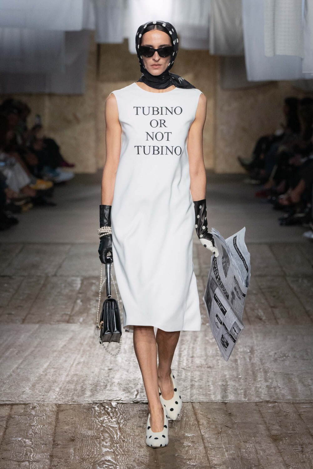 モスキーノ(MOSCHINO) 2025年春夏ウィメンズコレクション  - 写真46