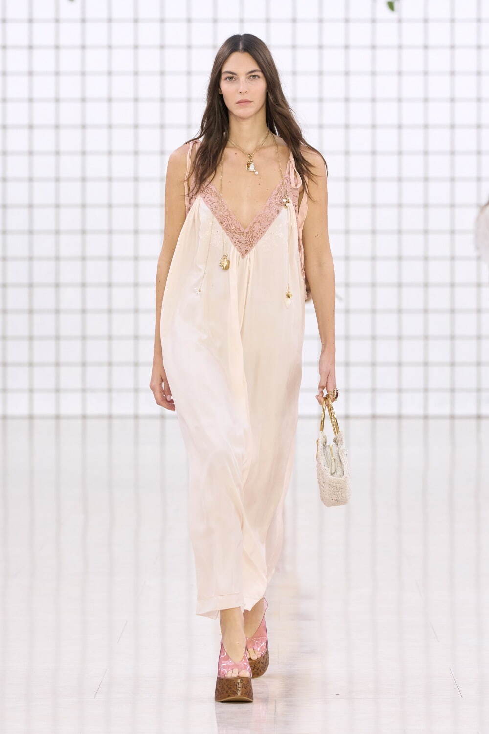 クロエ(Chloé) 2025年春夏ウィメンズコレクション  - 写真14