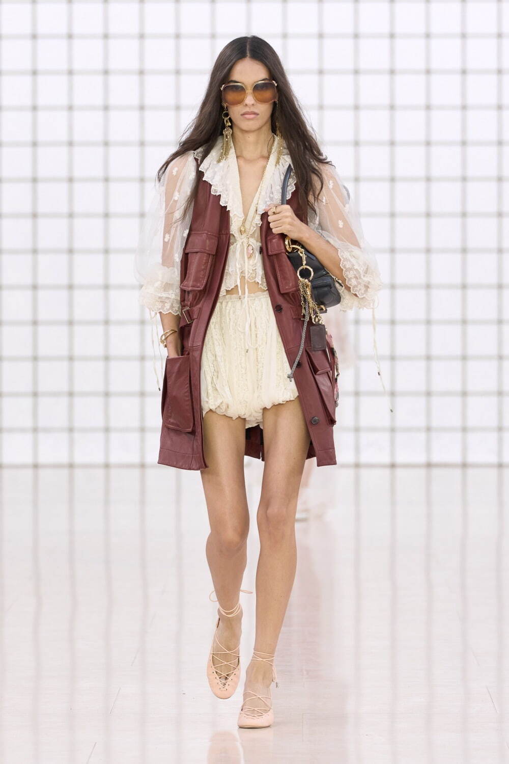 クロエ(Chloé) 2025年夏ウィメンズコレクション  - 写真23