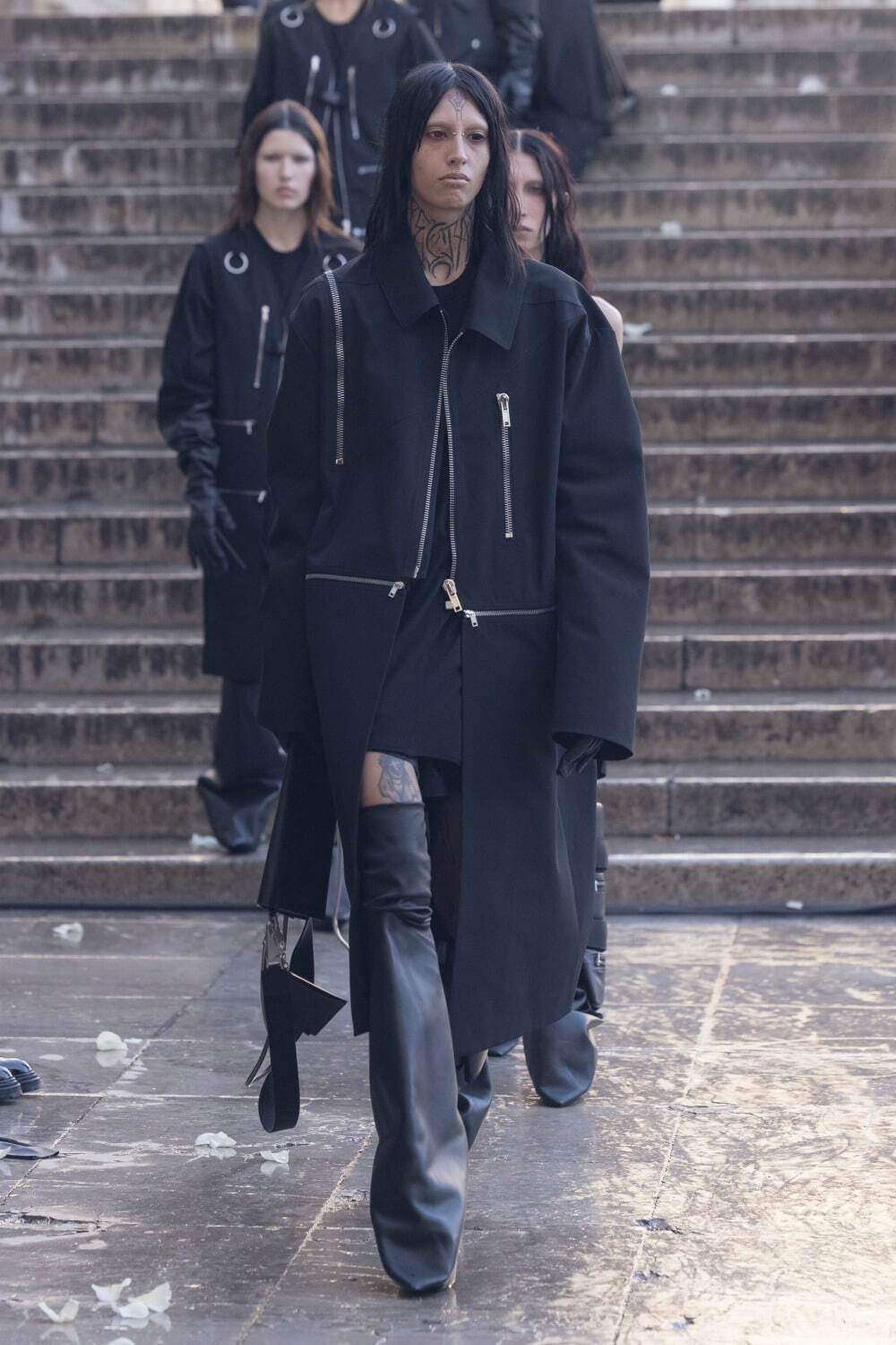 リック・オウエンス(Rick Owens) 2025年春夏ウィメンズコレクション  - 写真13