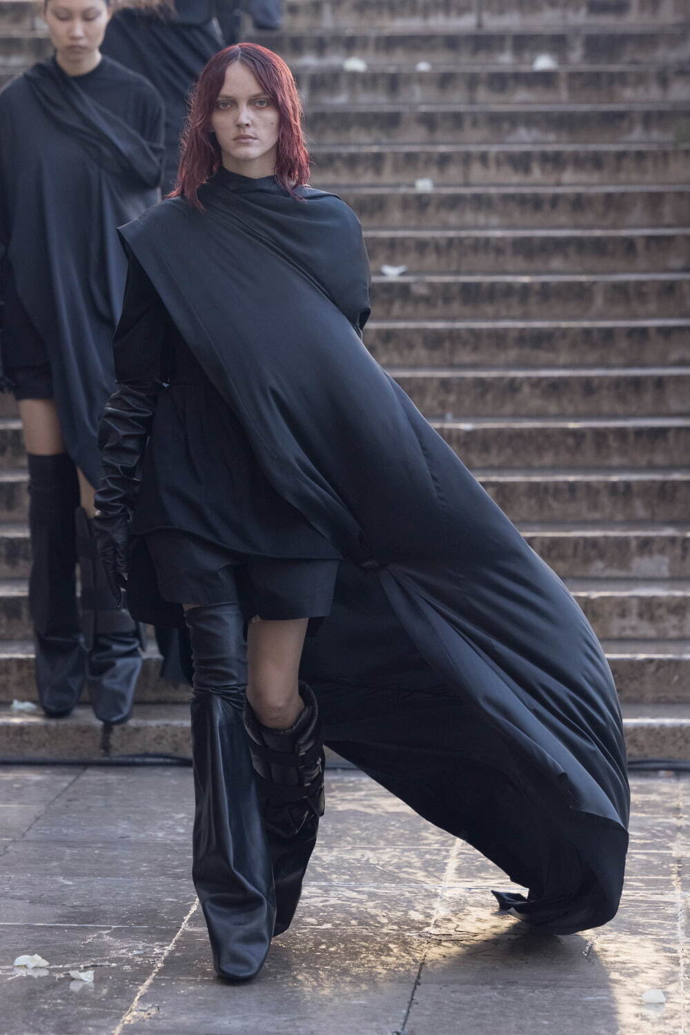 リック・オウエンス(Rick Owens) 2025年春夏ウィメンズコレクション  - 写真16