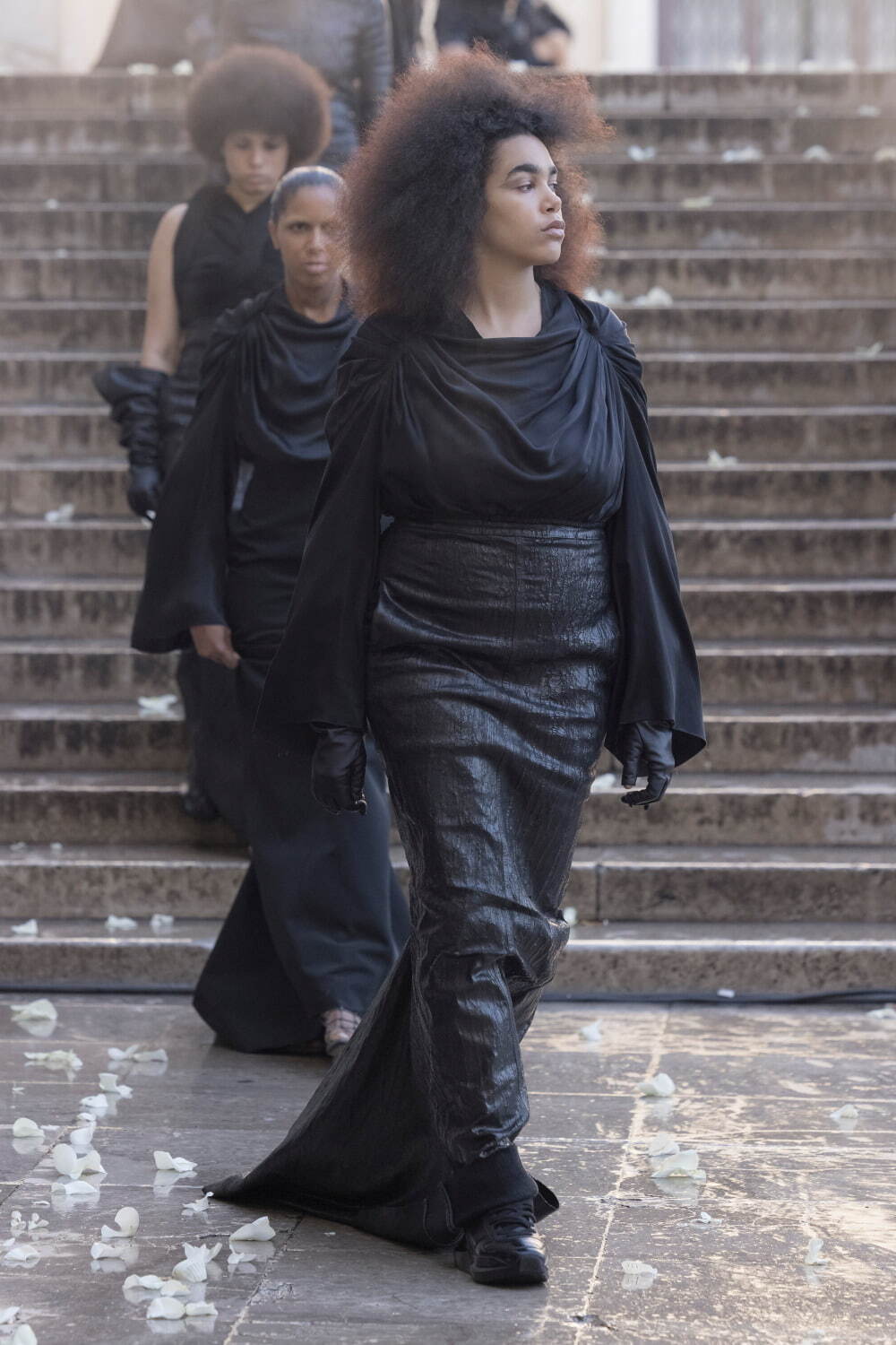 リック・オウエンス(Rick Owens) 2025年春夏ウィメンズコレクション  - 写真34