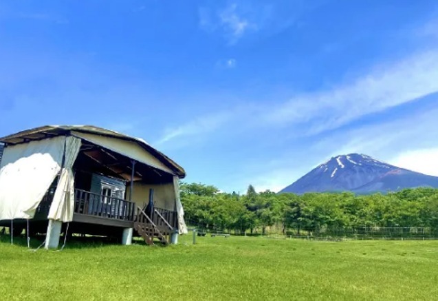 花火大会「富士山花火2024」富士山南麓2合目で開催、日本最高峰の花火師たちの作品を打ち上げ｜写真9