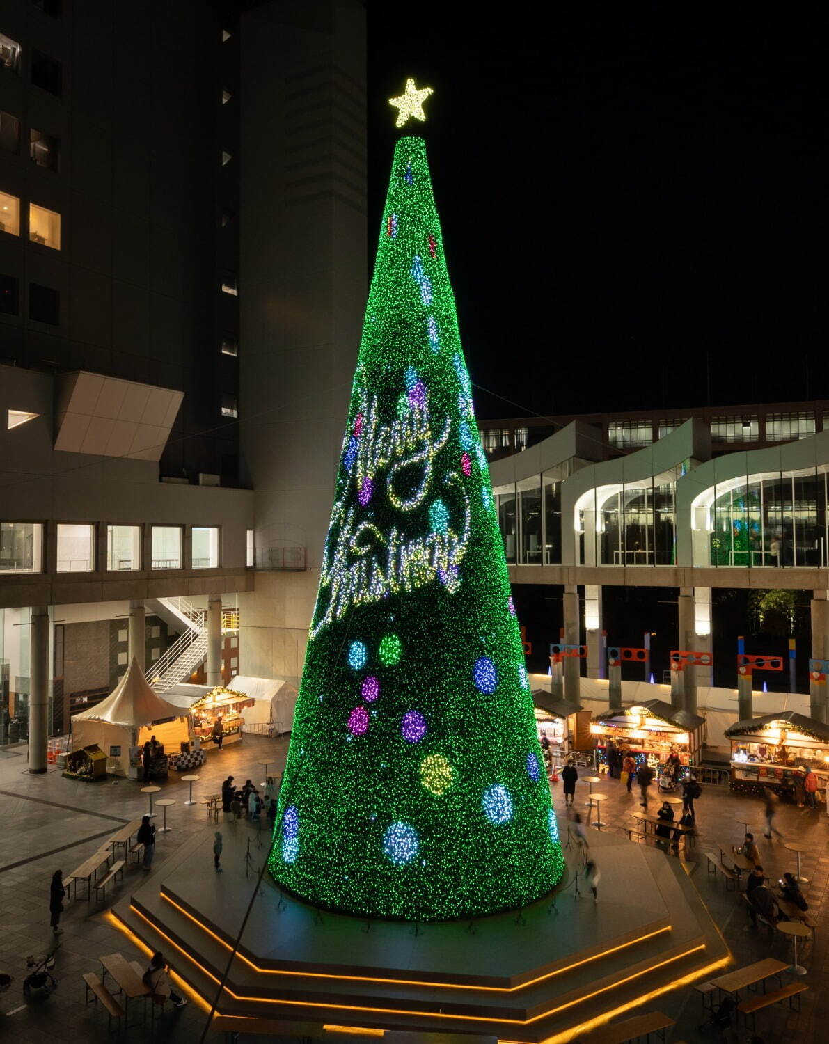 「くるみ割り人形」テーマのクリスマスイベントが大阪・梅田スカイビルで、クリスマスマーケットも｜写真1