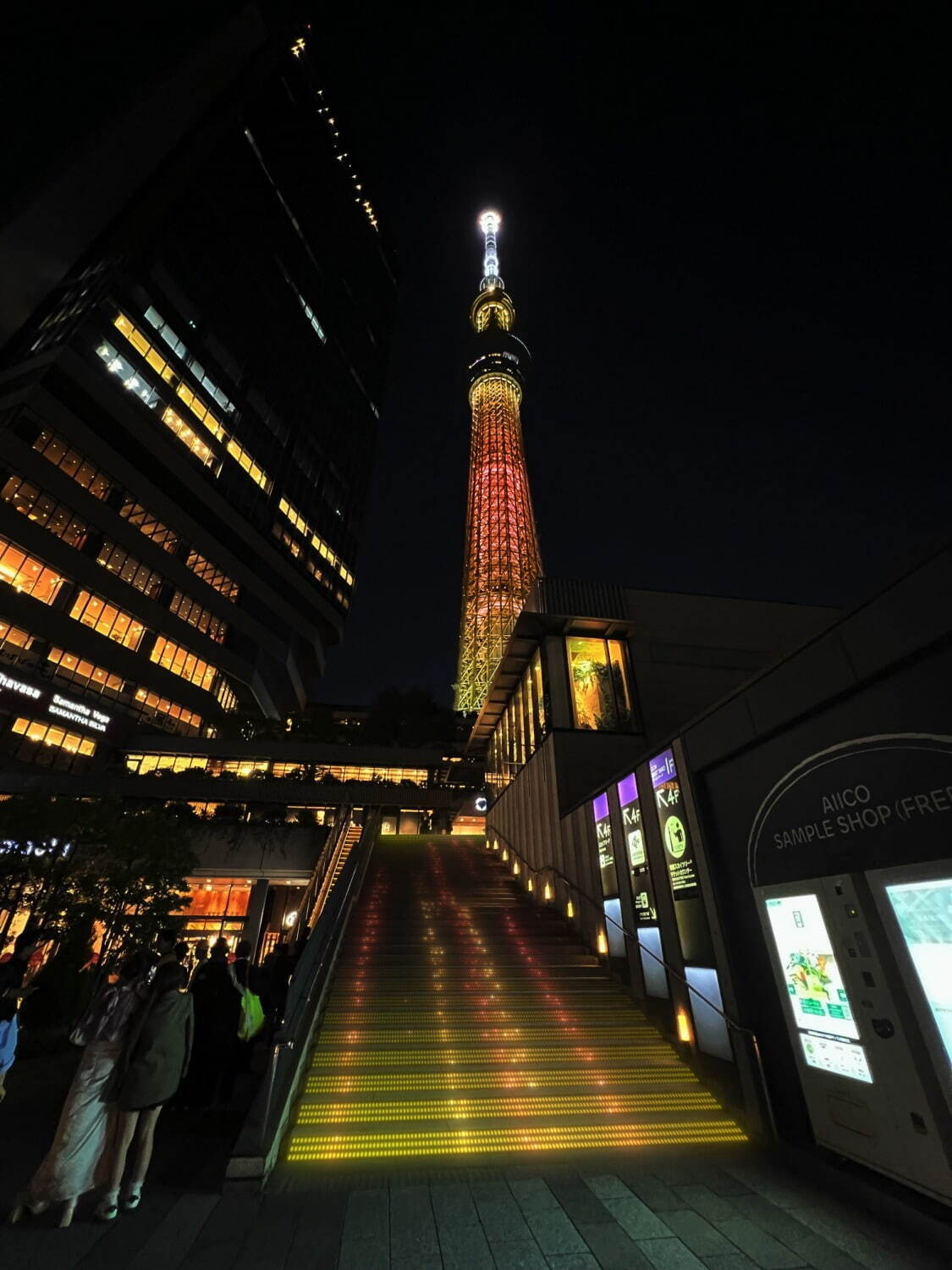 東京スカイツリータウンのクリスマス2024、イルミネーションや“ツリー風”ライティング｜写真4