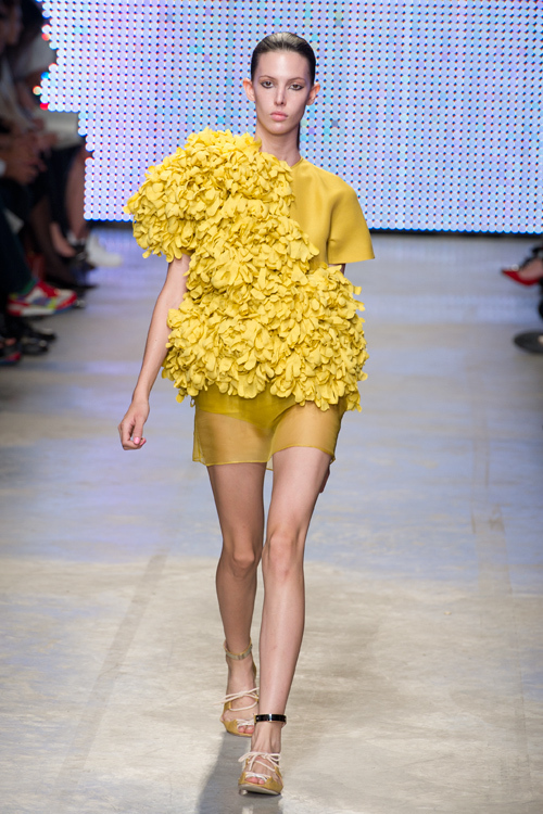 ジャンバティスタ ヴァリ(GiAMBATTiSTA VALLi) 2011年春夏ウィメンズコレクション シルエット - 写真35