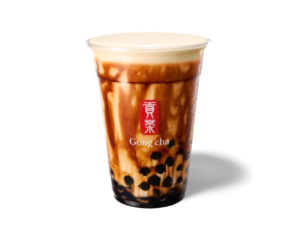 「ブラックパール 黒糖ミルクティー(ICED)」Mサイズ 650円、Lサイズ 740円