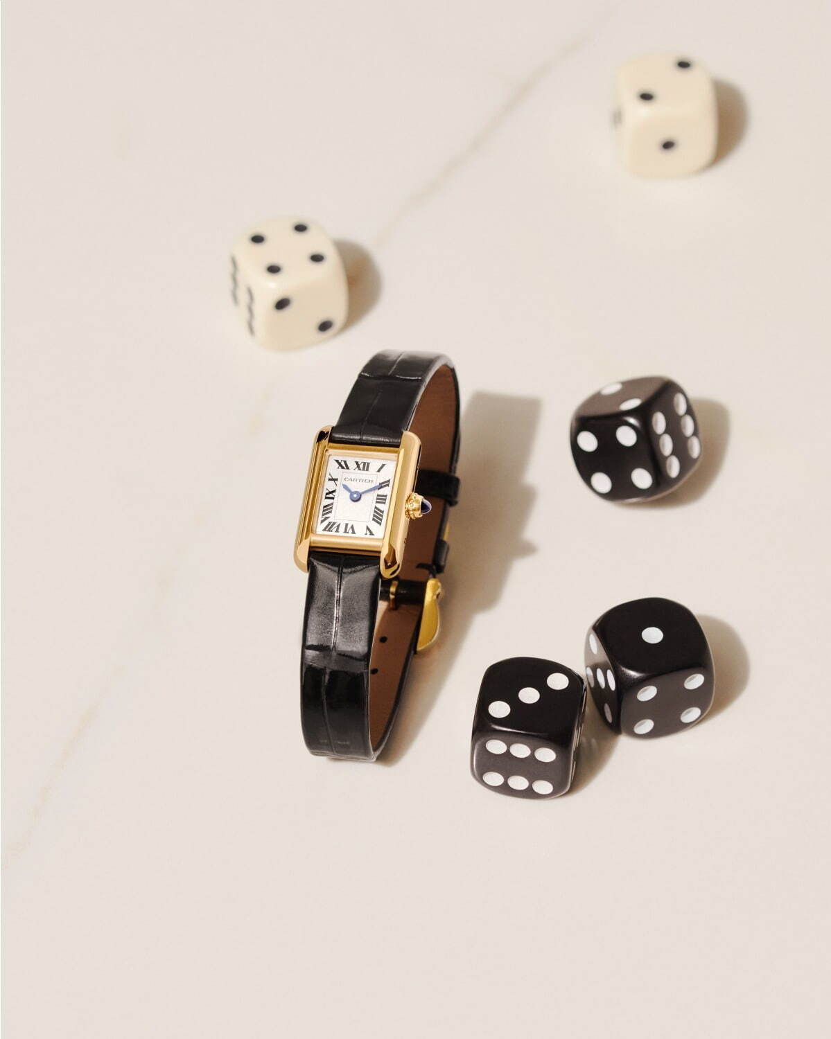 カルティエ(Cartier) タンク｜写真1