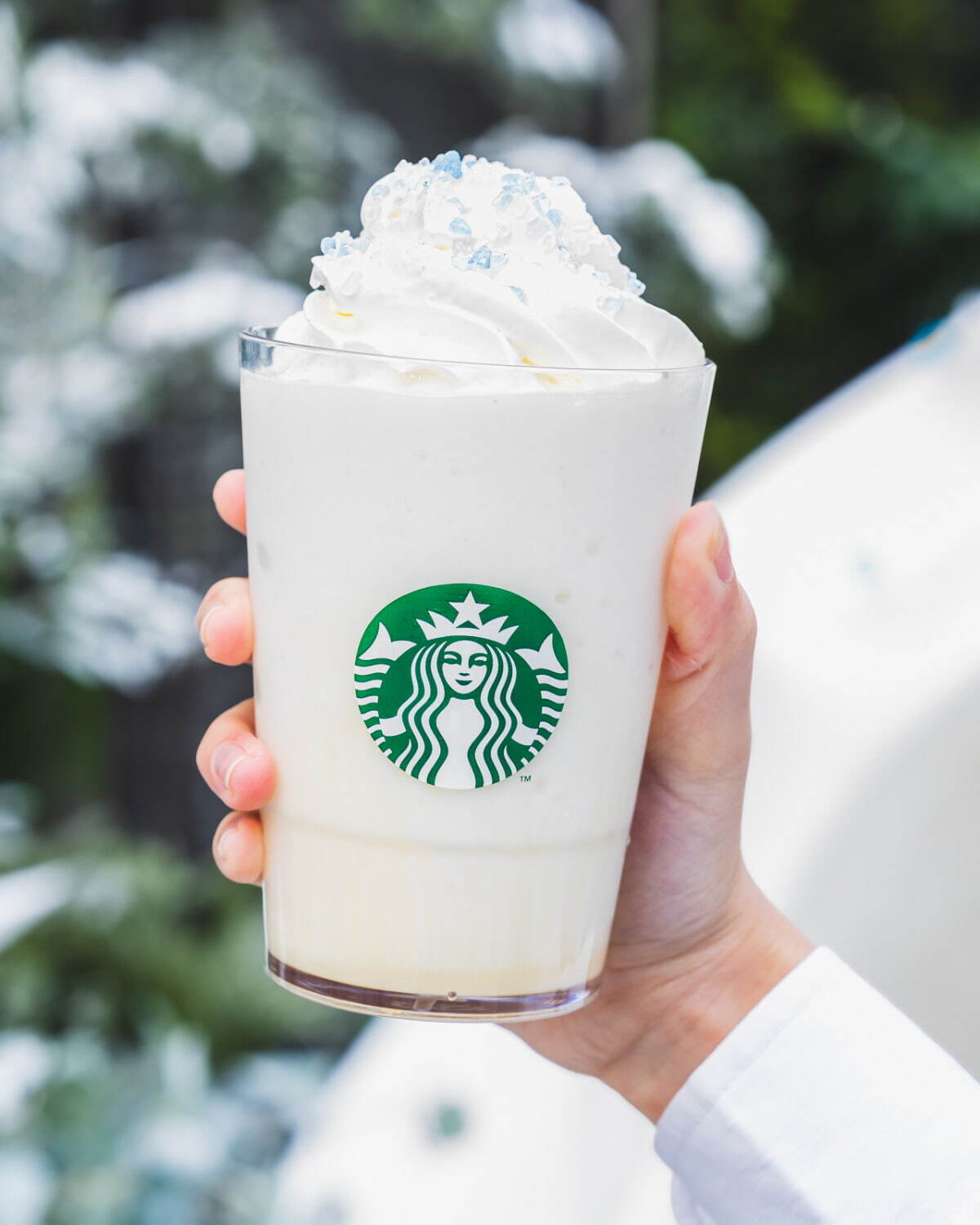 スターバックス(Starbucks Coffee) マカダミア ホワイトスノー チョコレート フラペチーノ｜写真1