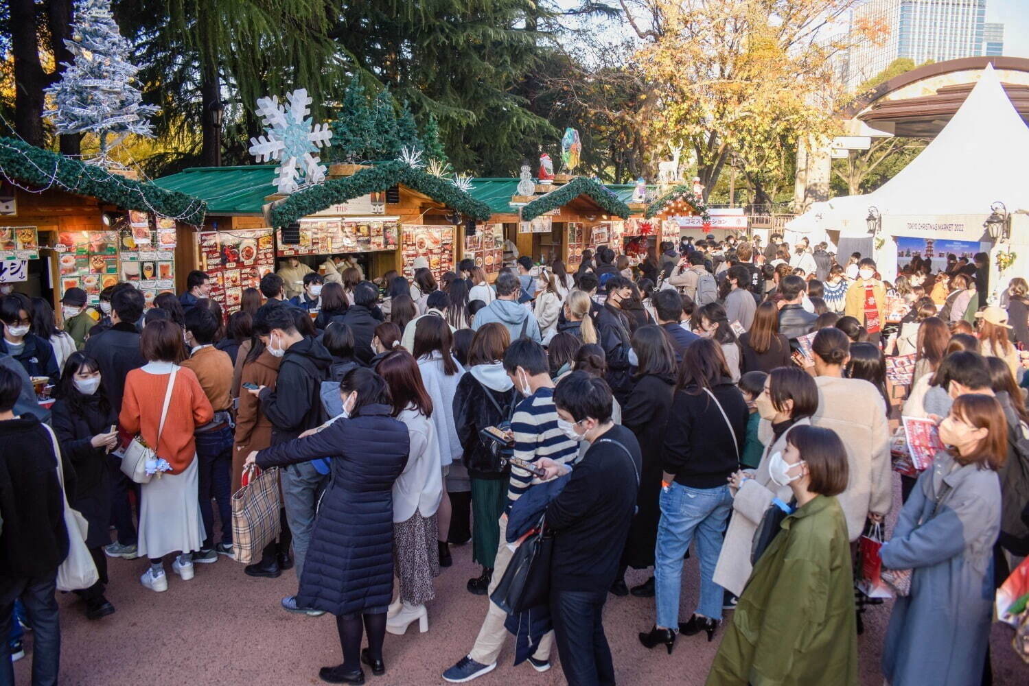 「東京クリスマスマーケット2024」東京・神宮外苑で、ヨーロッパ各国の本格クリスマス雑貨やグルメ｜写真4