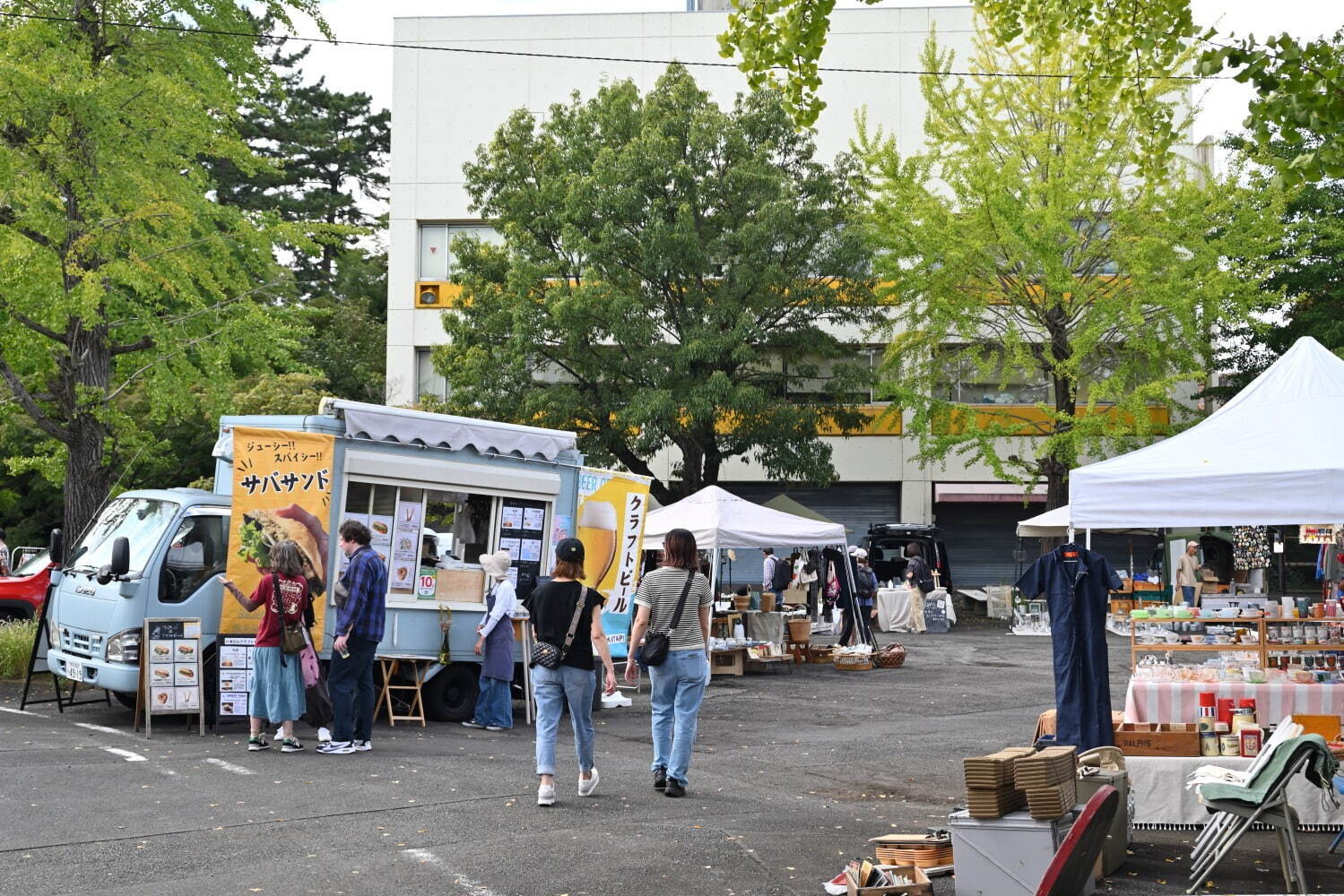 蚤の市「東京蒐集 第3会」調布・京王閣競輪場で、“偏愛”に満ちたコレクターアイテムや骨董品が集結｜写真10