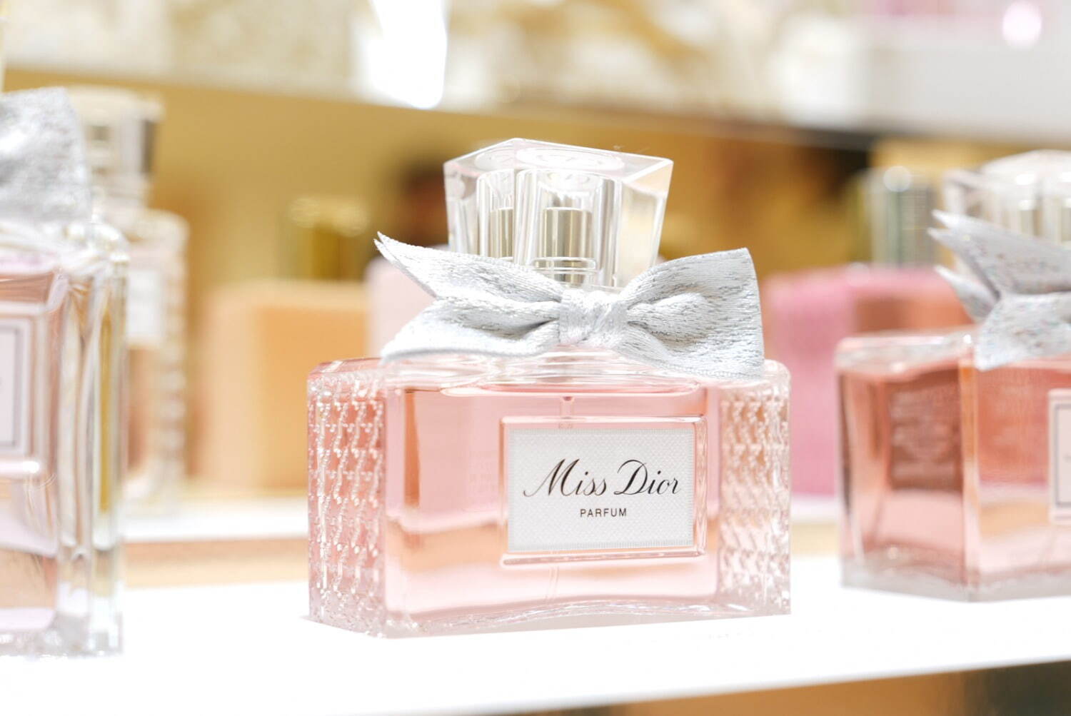 ディオール(DIOR) ヴェルサイユ宮殿の舞踏会｜写真16