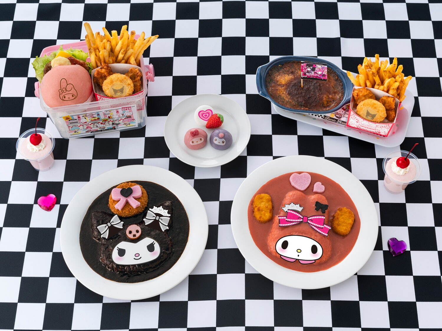 クロミのアニバーサリー♡メンチカツブラックカレー 1,540円
マイメロディのアニバーサリー♡ナゲットピンクカレー 1,540円
マイメロディ＆クロミのアニバーサリービーフドリアプレート 2,100円
マイメロディ＆クロミのアニバーサリー 照り焼きバーガーバスケット 2,400円
アニバーサリーもちもち～ストロベリー＆チョコ～ 680円