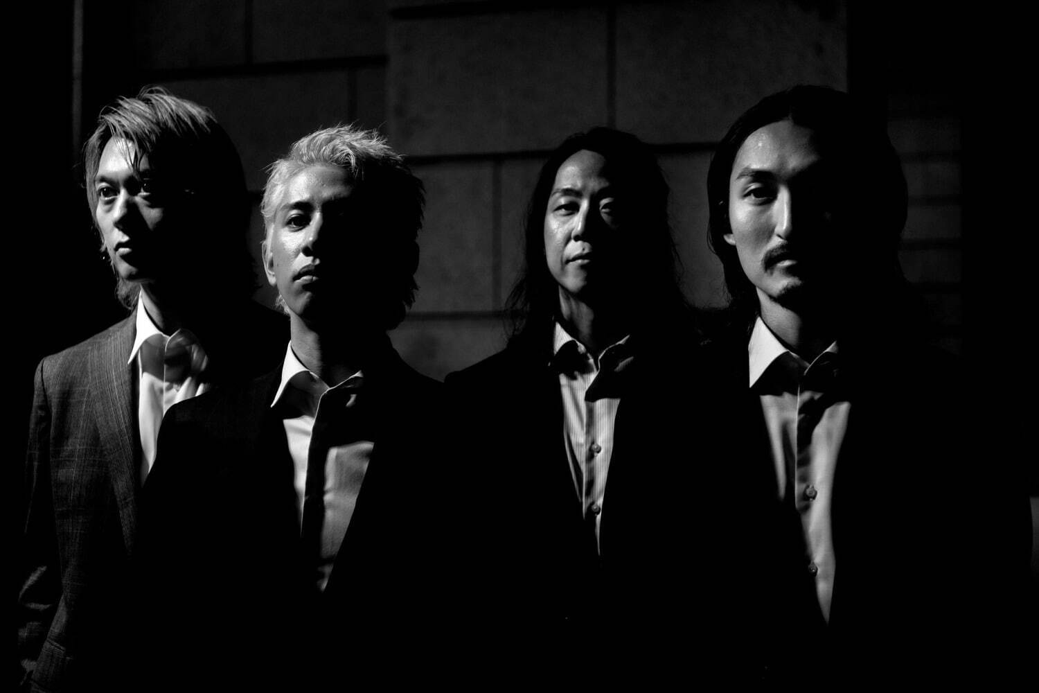 ONE OK ROCKの新曲「+Matter」ワールドツアーで先行披露した楽曲が配信リリース - ファッションプレス