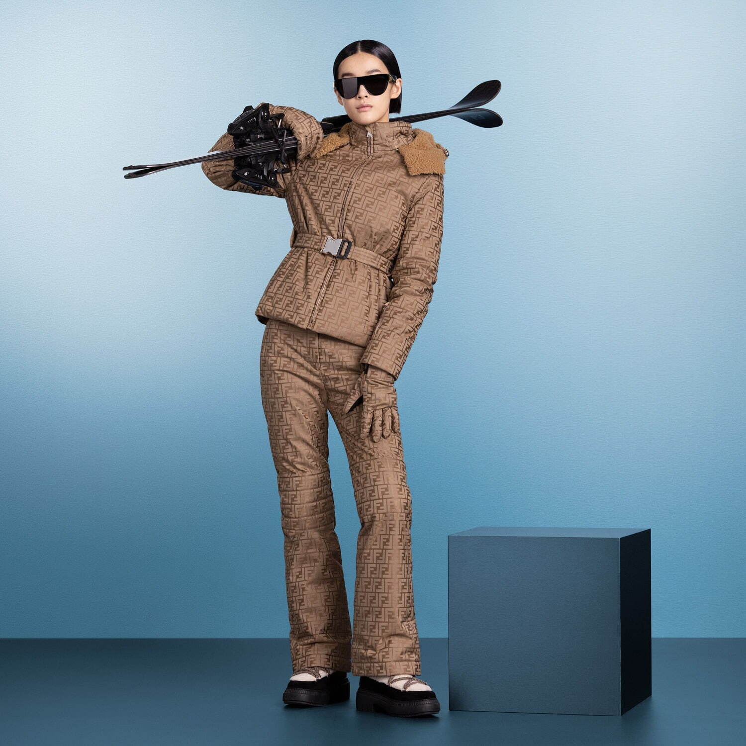 フェンディ(FENDI) FF｜写真18