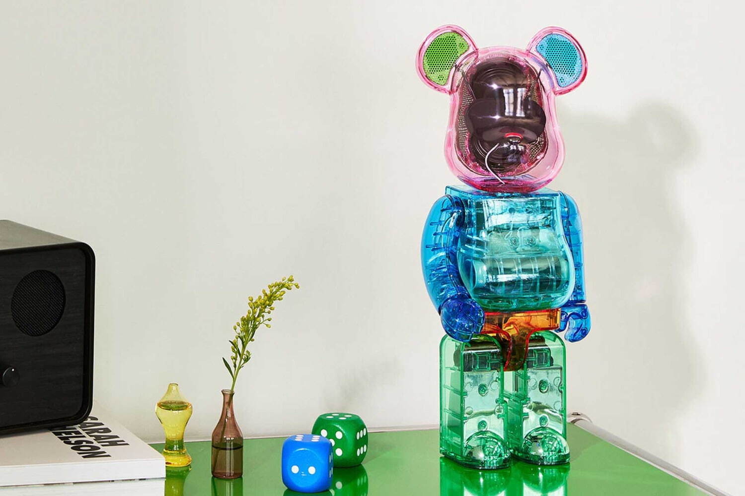 「ベアブリック オーディオ カラーブロック 400％ ポータブル ブルートゥース スピーカー」
118,800円
BE@RBRICK TM & © 2001-2024 MEDICOM TOY CORPORATION. All rights reserved.