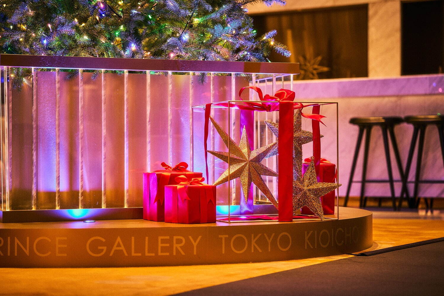 東京ガーデンテラス紀尾井町“キラキラ星が舞い降りる”イルミネーション、夜空に煌めくクリスマスツリーも｜写真33