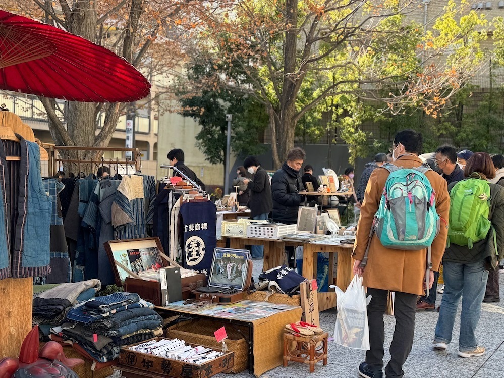 「渋谷蚤の市」渋谷ガーデンタワーで開催、古今東西の骨董品や一点モノのジュエリーが集結｜写真14