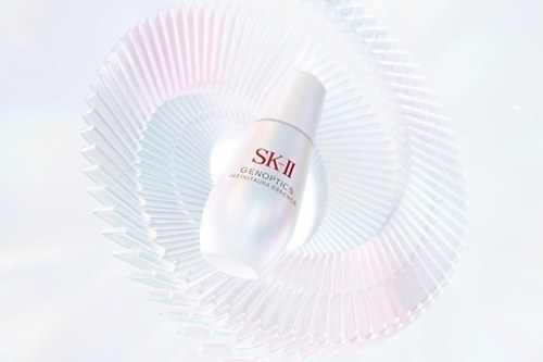 SK-II2025年春コスメ“進化した”薬用美白美容液、シワ改善・うるおいケアも1本で