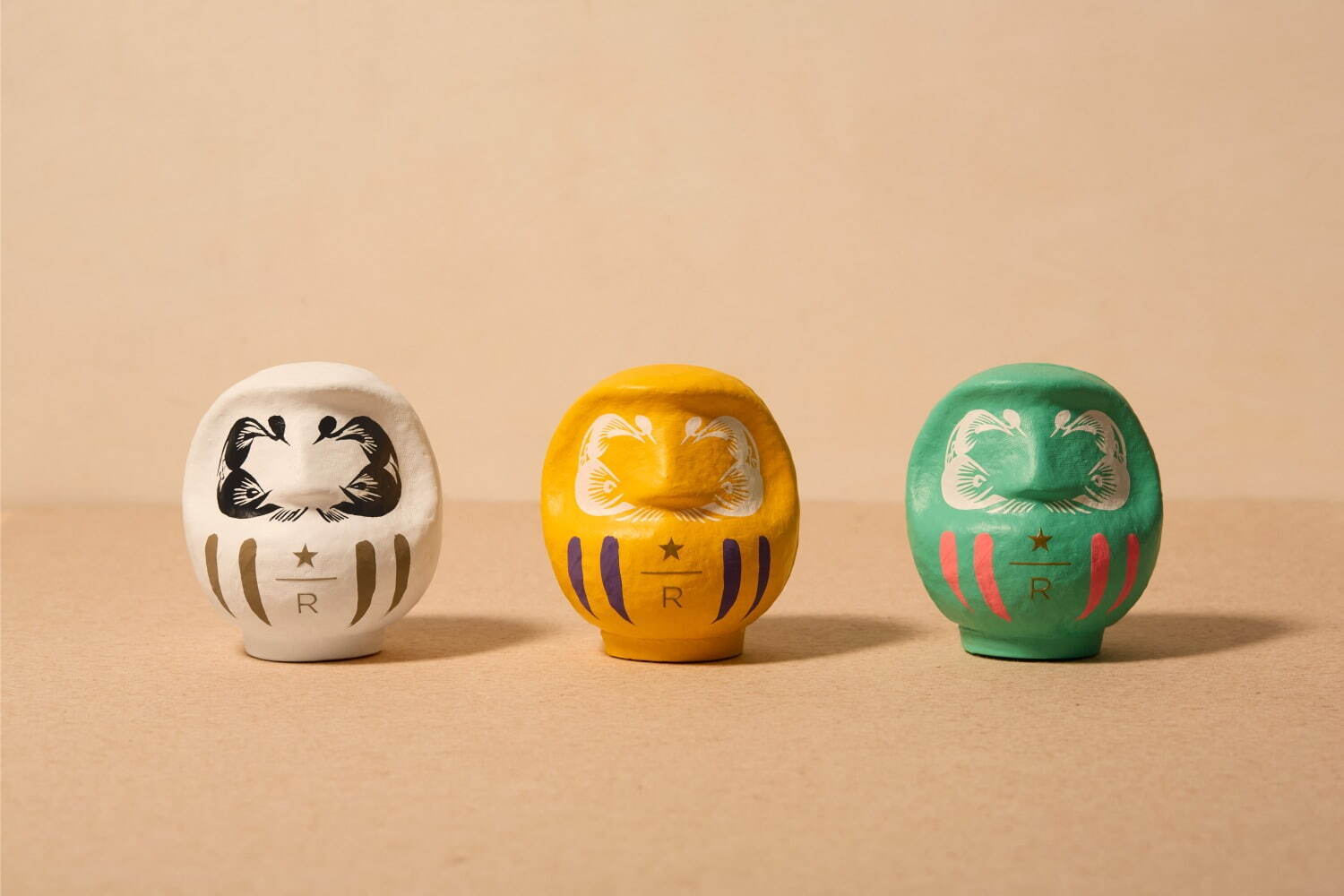 「スターバックス リザーブ Daruma エレファント」
「スターバックス リザーブ Daruma タイガー」
「スターバックス リザーブ Daruma バード」
各6,900円
※2025年1月1日(水)発売。公式オンラインストアでは1月6日(月)発売。