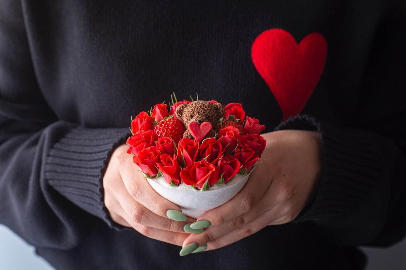 花と菓子 プエラ「プエラのいちごと薔薇の花束パフェ」※1日15食限定