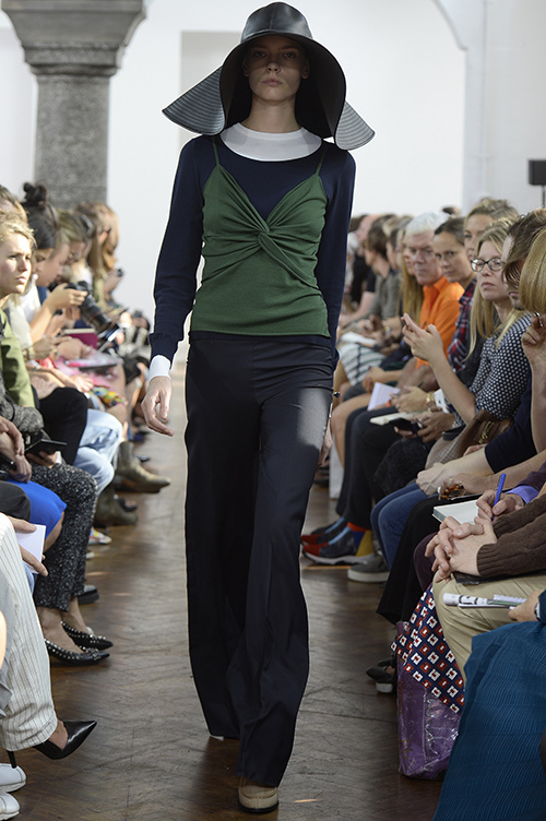 JW アンダーソン(JW Anderson) 2015年春夏ウィメンズコレクション  - 写真16