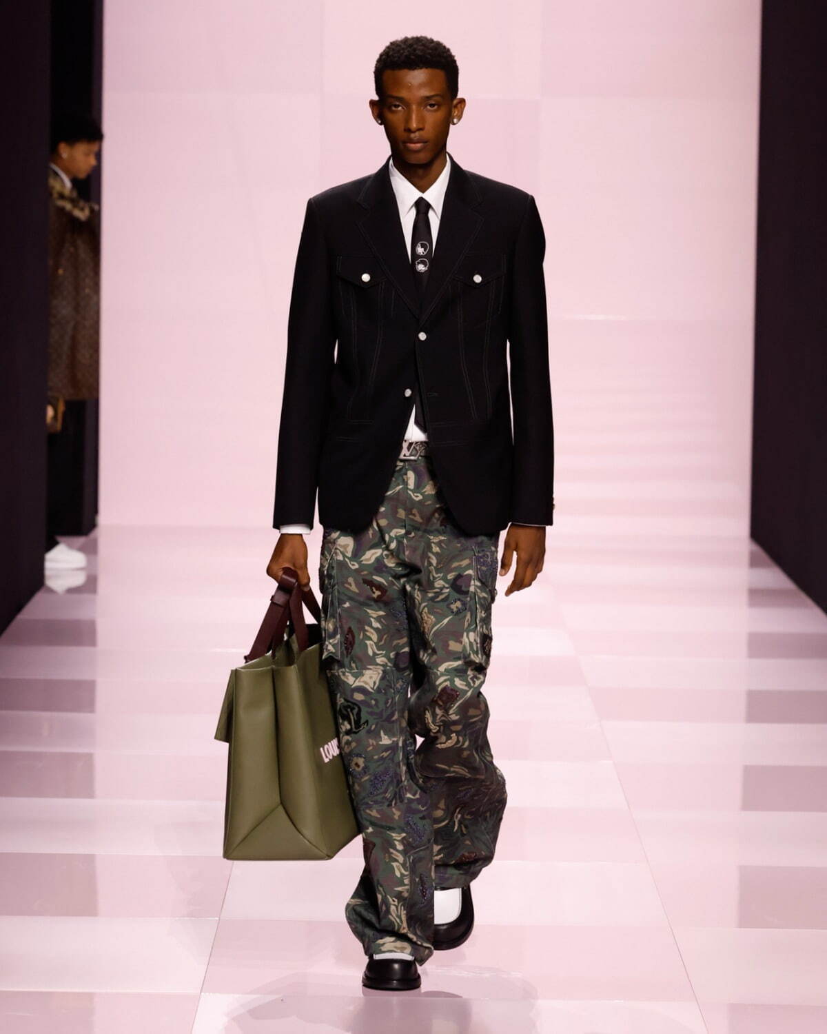 ルイ・ヴィトン(LOUIS VUITTON) 2025-26年秋冬	メンズコレクション  - 写真51