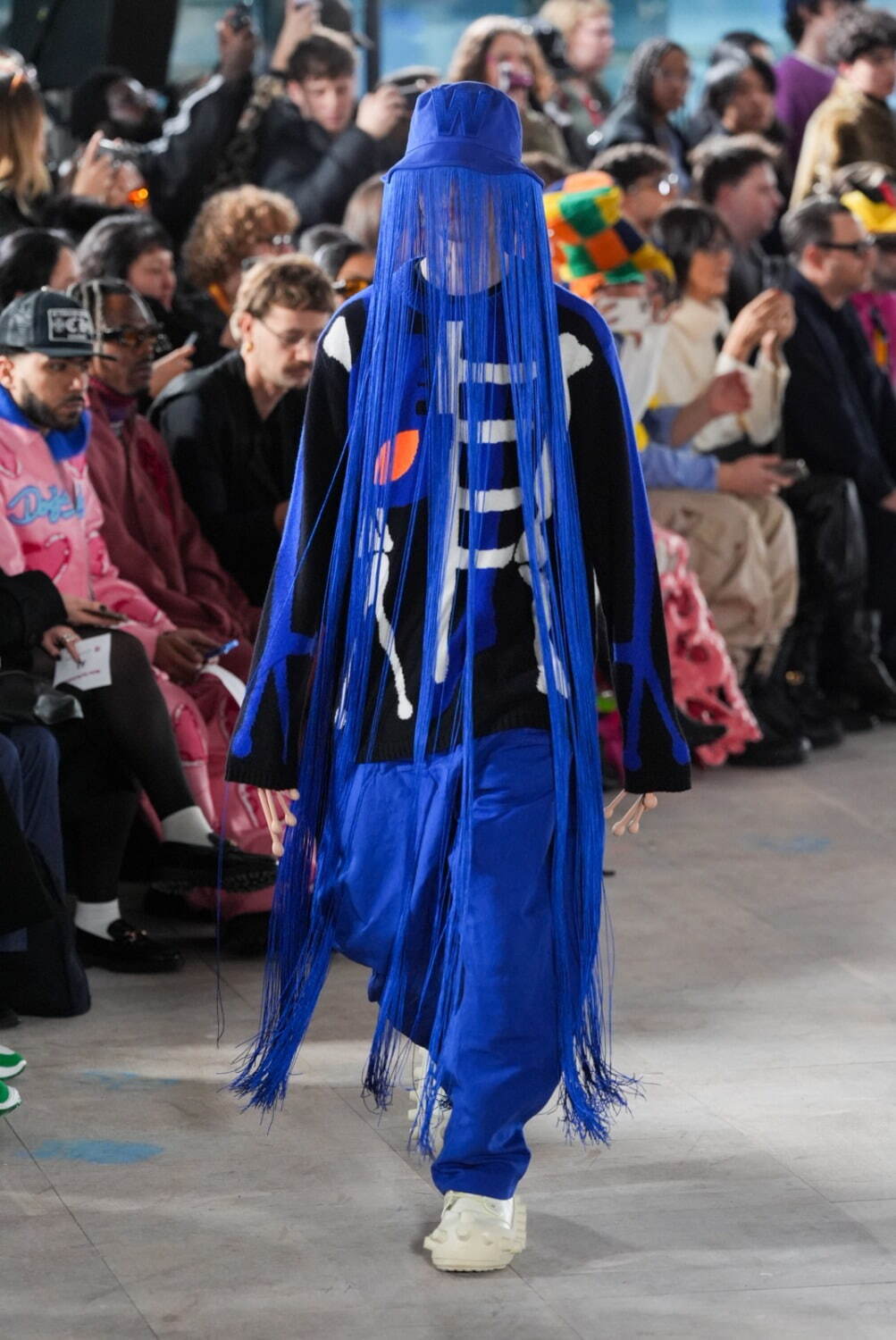 ウォルター ヴァン ベイレンドンク(Walter Van Beirendonck) 2025-26年秋冬	メンズコレクション  - 写真35