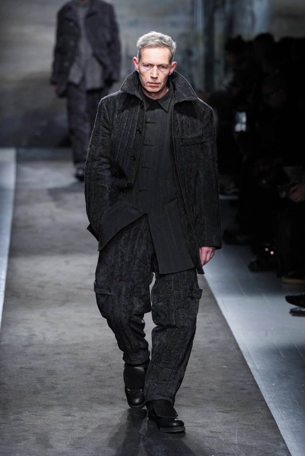 ヨウジヤマモト(Yohji Yamamoto) 2025-26年秋冬	メンズコレクション  - 写真5