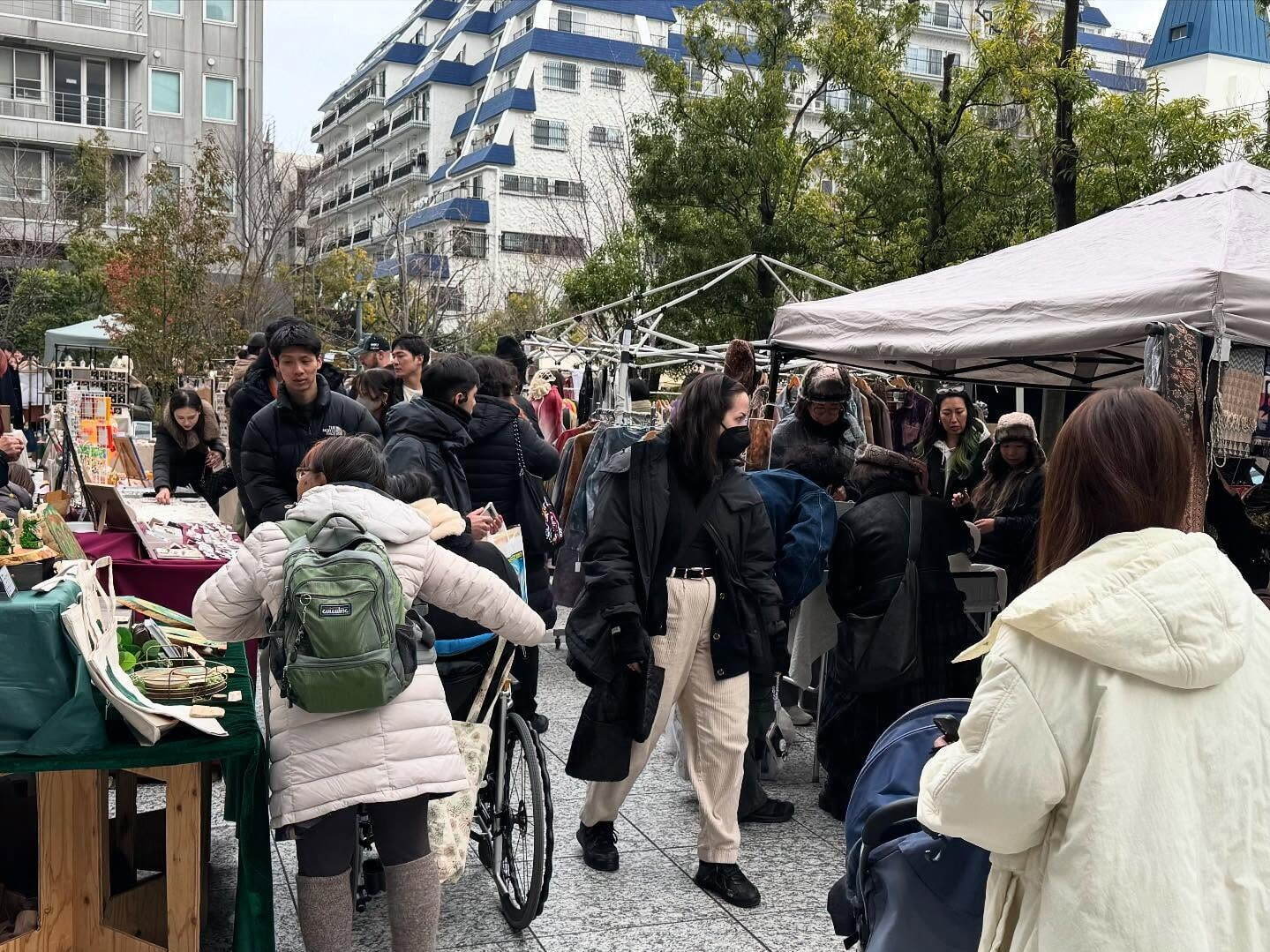 「渋谷蚤の市」東京・渋谷ガーデンタワー屋外広場で、各国のヴィンテージ＆アンティークなど約70店舗｜写真19