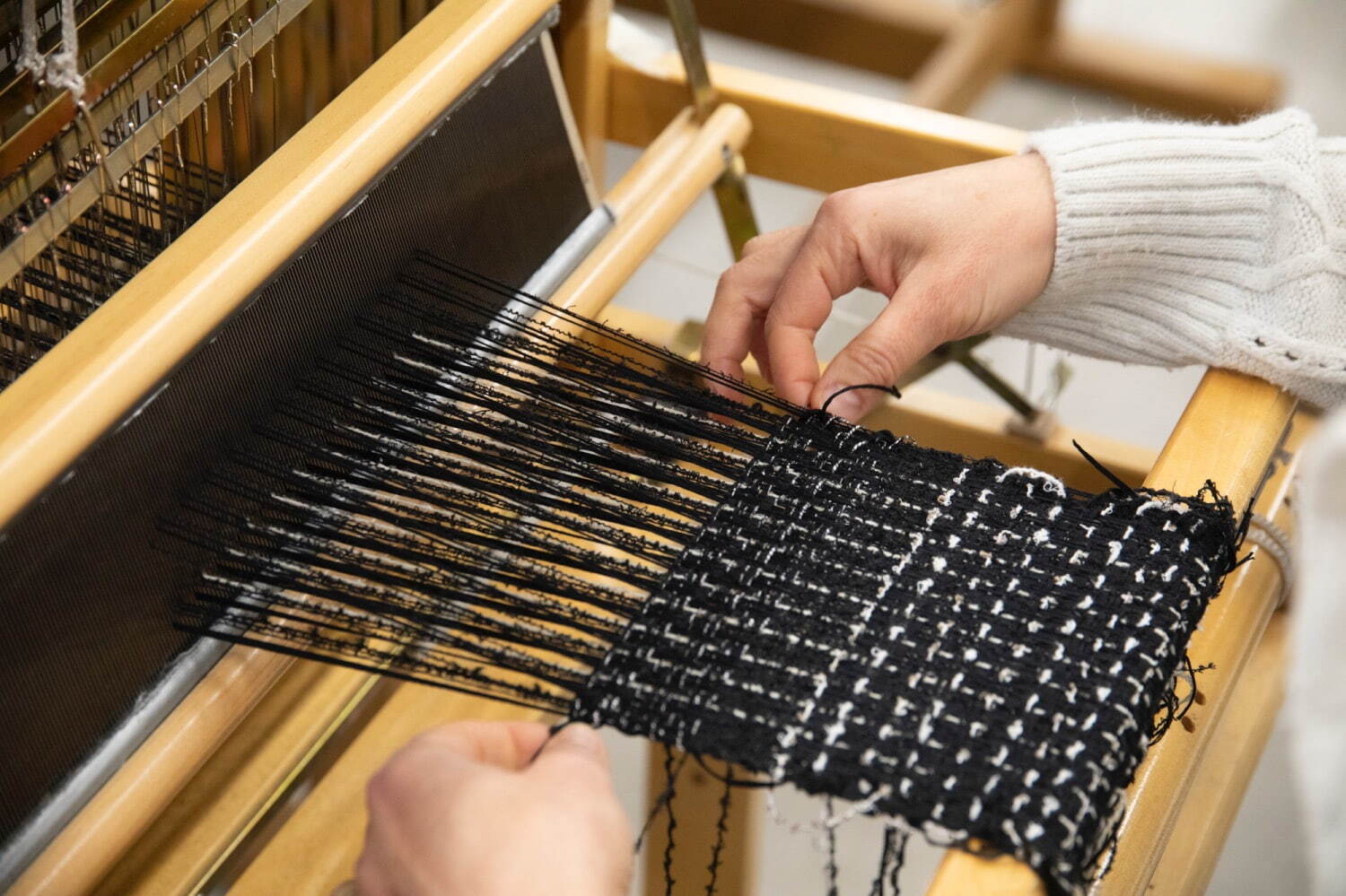 シャネルのエキシビションが六本木で - 唯一無二の職人技を紹介、刺繍アトリエの作品も｜写真4