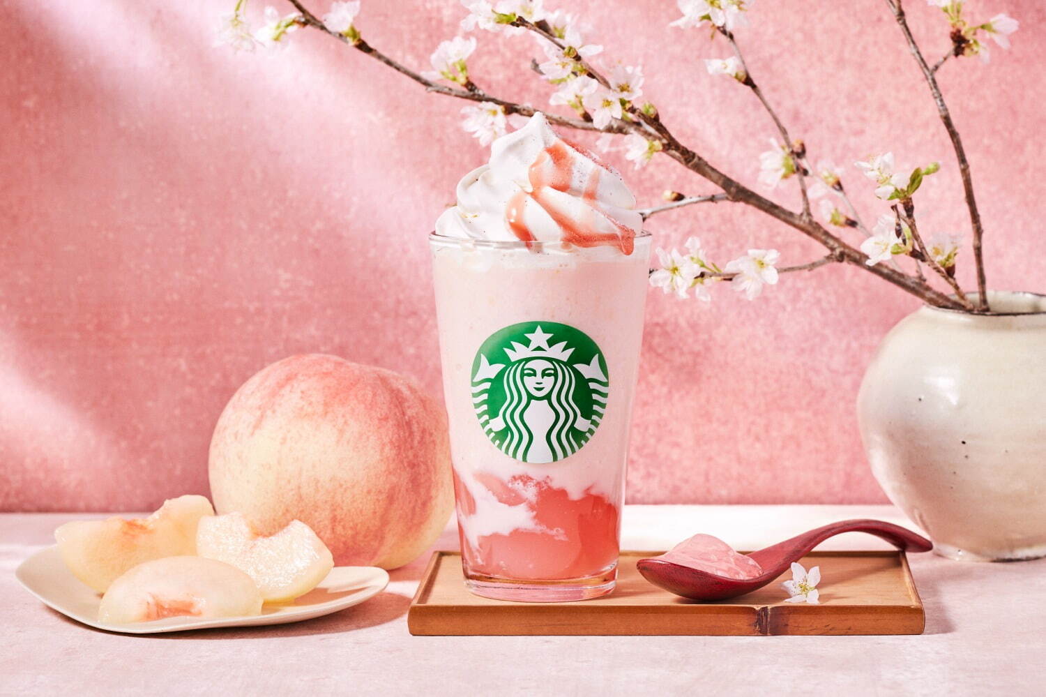 ドリンク：「白桃と桜わらびもち フラペチーノ」