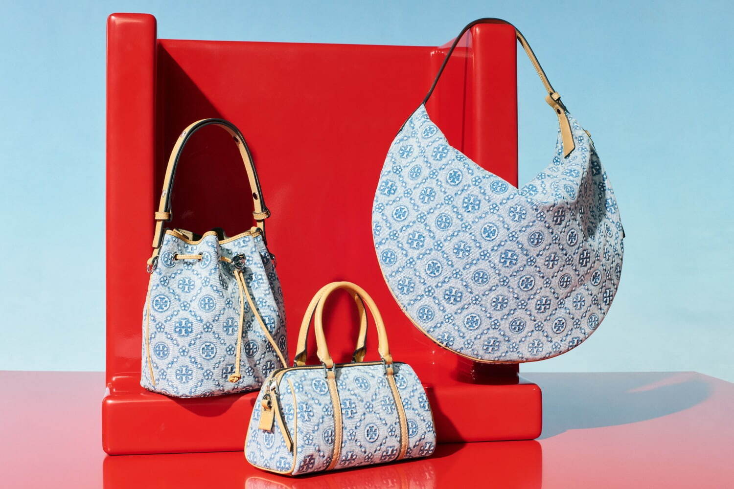 トリー バーチ(TORY BURCH) Tモノグラム｜写真1