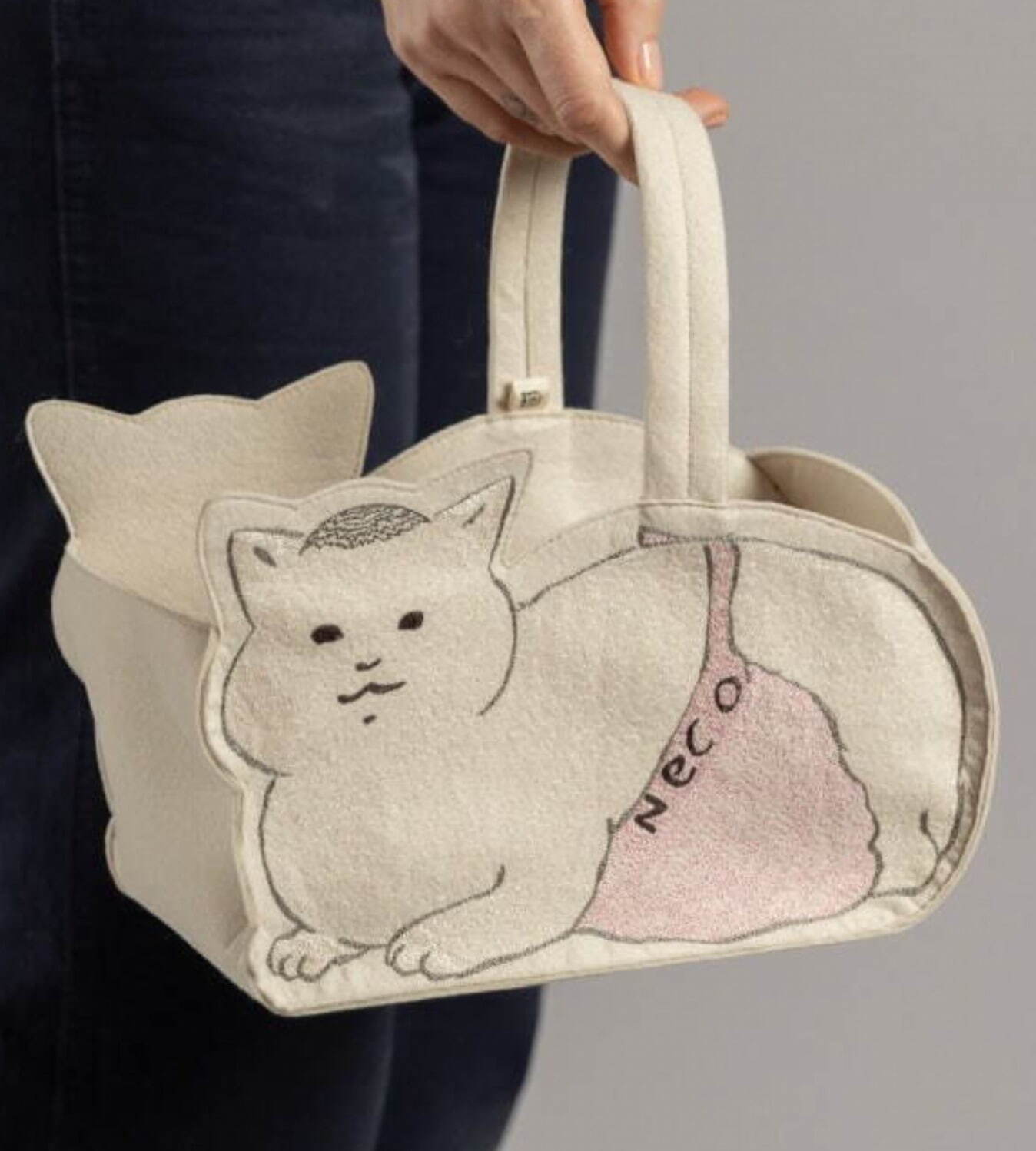 漫画「きょうの猫村さん」×NY発刺繡ブランドのコラボ雑貨、猫村さん型フェルトバッグなど｜写真22