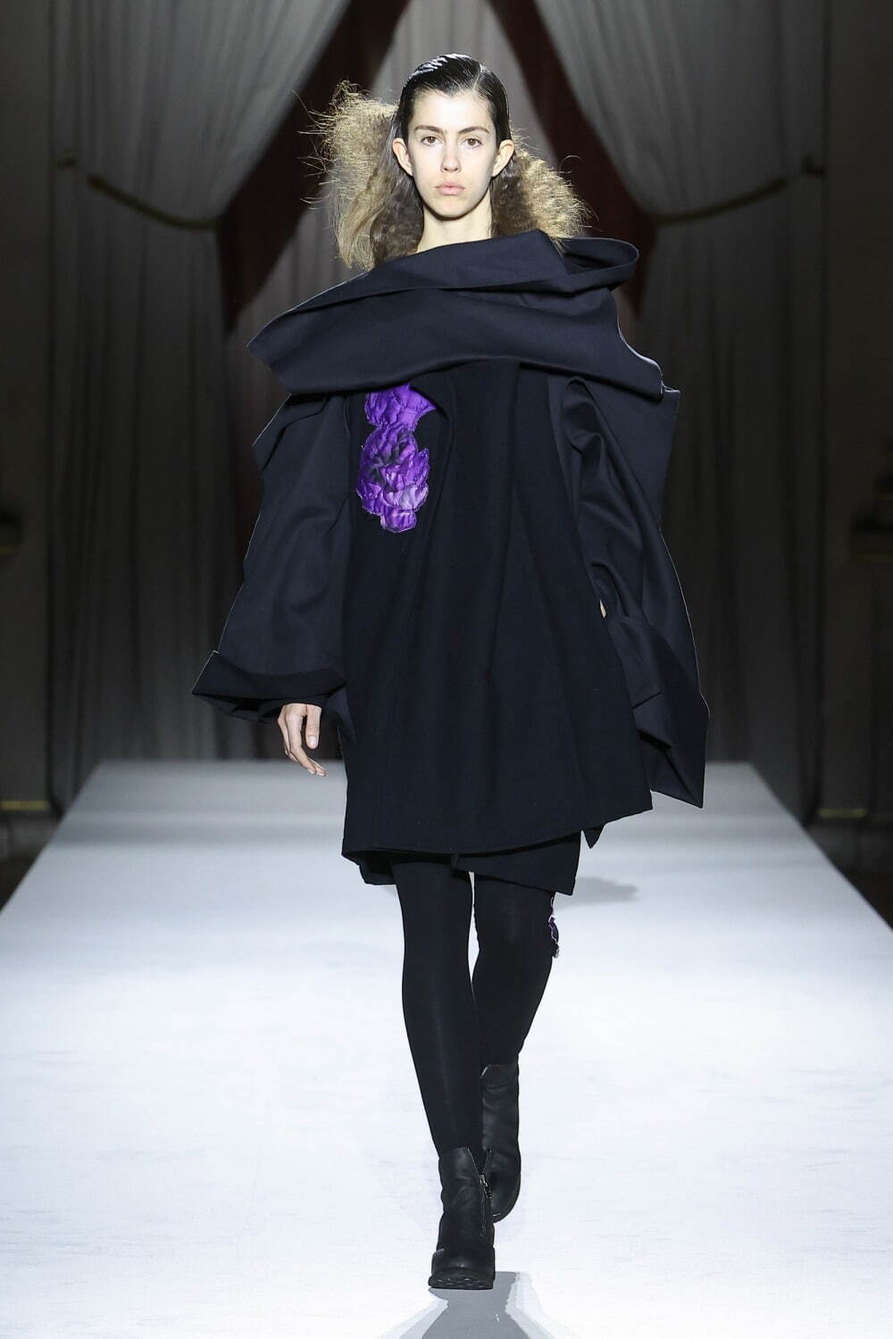 ヨウジヤマモト(Yohji Yamamoto) 2025-26年秋冬	ウィメンズコレクション  - 写真24