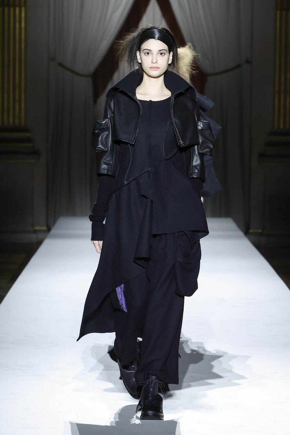 ヨウジヤマモト(Yohji Yamamoto) 2025-26年秋冬	ウィメンズコレクション  - 写真25