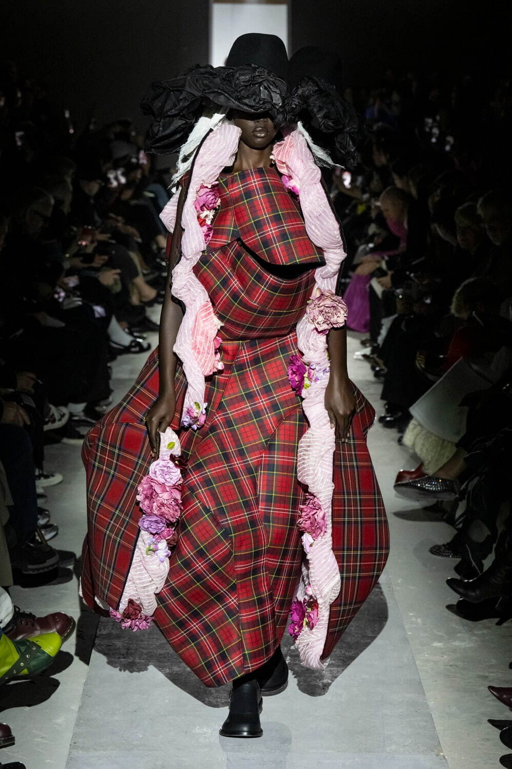 コム デ ギャルソン(COMME des GARÇONS) 2025-26年秋冬	ウィメンズコレクション  - 写真10