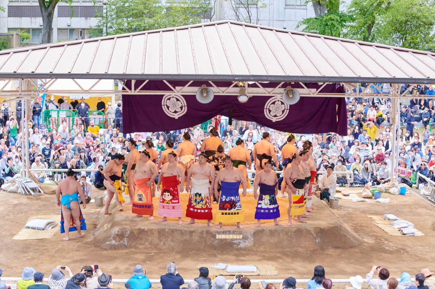 東京の桜名所「靖国神社」約500本が開花する花見スポット、キッチンカー出店＆夜桜ライトアップ｜写真5