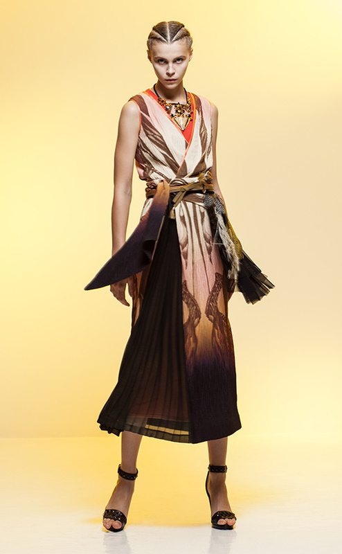 ソマルタ 15年春夏コレクション 伝統と現代を融合させた普遍性を持つデザイン ファッションプレス