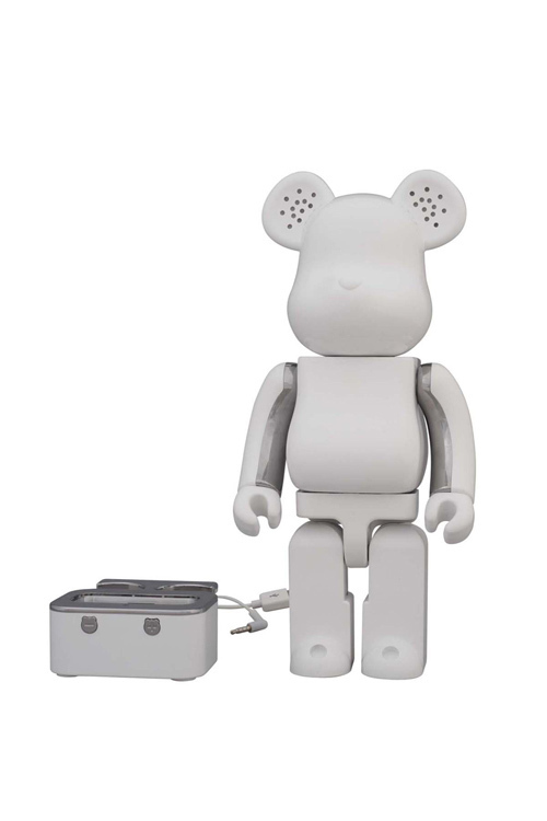 世界で大人気のブロックフィギュア「BE@RBRICK 」がスピーカーに