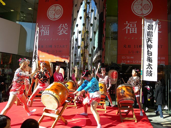 ラフォーレ原宿の初売り！福袋の先行予約も受付｜写真3