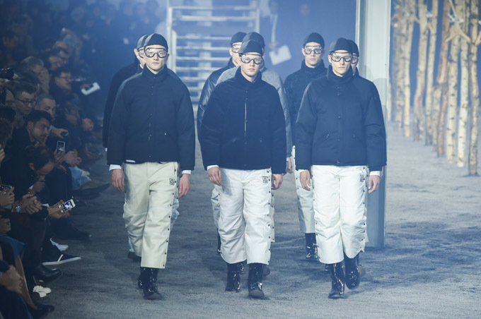 モンクレール ガム・ブルー(MONCLER GAMME BLEU) 2015-16年秋冬メンズコレクション シルエット - 写真6