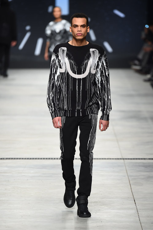 マルセロ・ブロン カウンティ・オブ・ミラン(MARCELO BURLON COUNTY OF MILAN) 2015-16年秋冬ウィメンズ&メンズコレクション  - 写真59