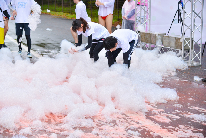 日本初、泡まみれになって走るランイベント「バブルラン」愛知、大阪に続き幕張で開催決定｜写真43