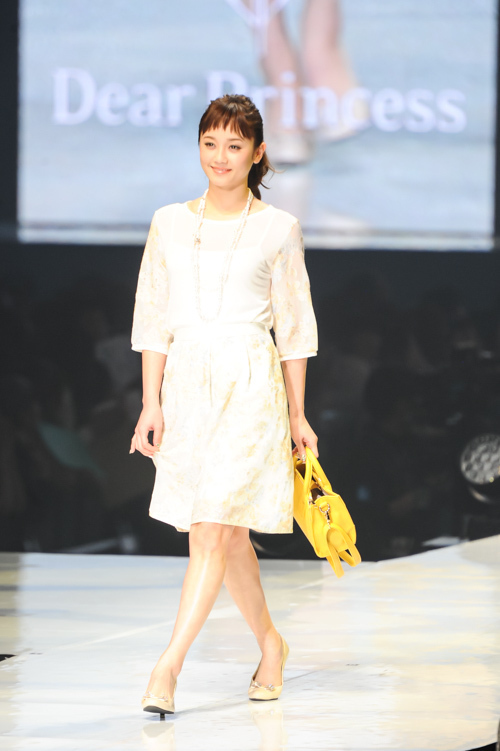 東京ランウェイ 2015SS 1stステージ - マギーら豪華モデル登場！“ラッスンゴレライ”も披露｜写真20