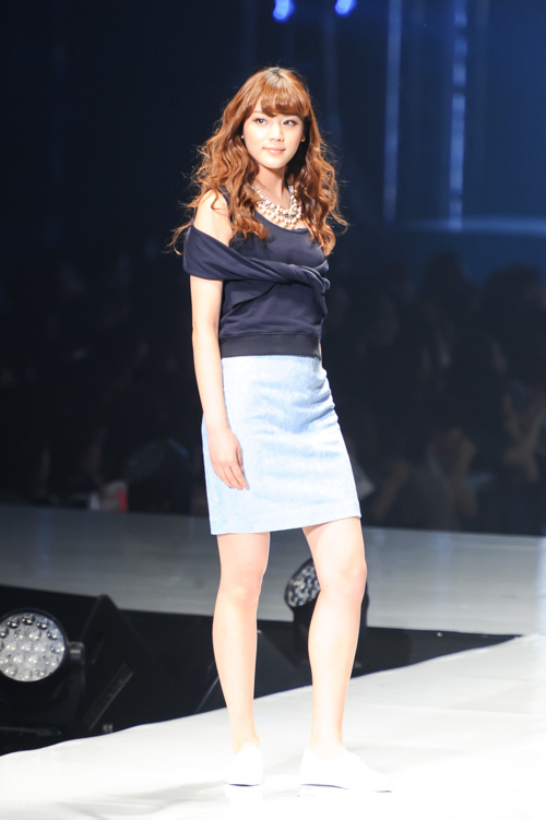 東京ランウェイ 2015SS 1stステージ - マギーら豪華モデル登場！“ラッスンゴレライ”も披露｜写真45