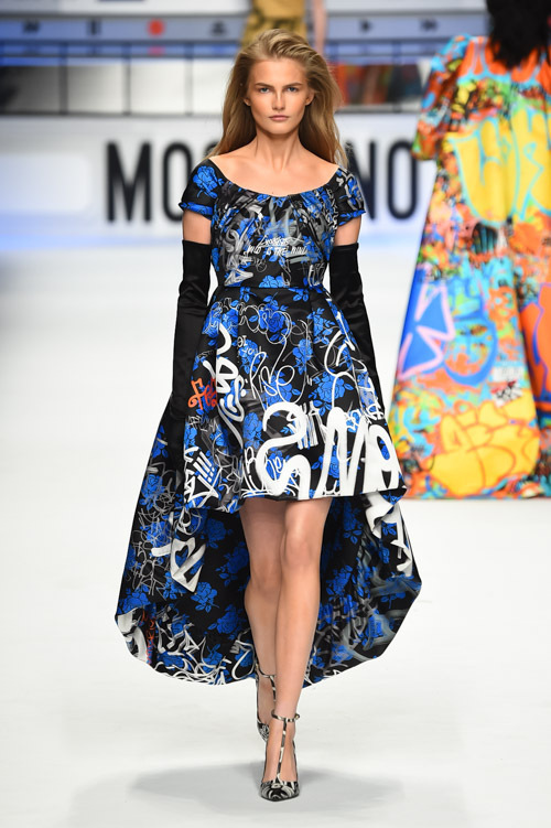 モスキーノ(MOSCHINO) 2015-16年秋冬ウィメンズコレクション  - 写真135