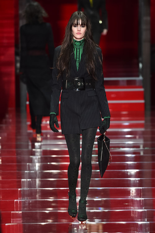 ヴェルサーチェ(VERSACE) 2015-16年秋冬ウィメンズコレクション  - 写真4