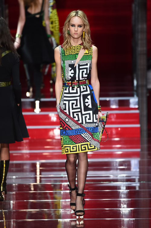 ヴェルサーチェ(VERSACE) 2015-16年秋冬ウィメンズコレクション  - 写真34