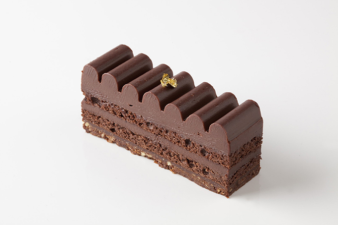 リンツ ショコラ カフェに2種類の新チョコレートケーキ登場 初のロールケーキなど ファッションプレス